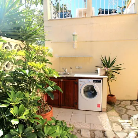 Oasis Con Piscina Y Jacuzzi 4