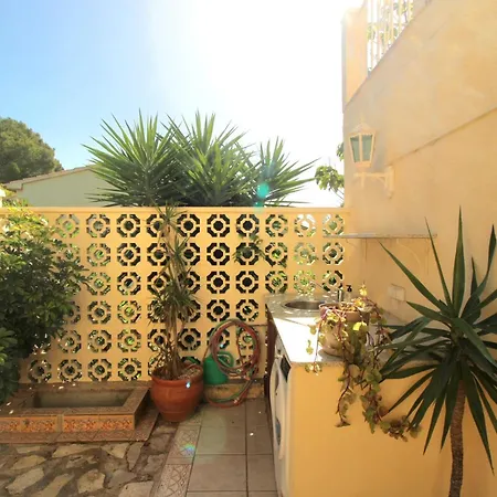 Oasis Con Piscina Y Jacuzzi 4 * Adsubia